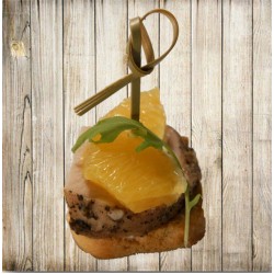 Канапе - Буженина & апельсин на крутоні Канапе - Буженина & апельсин на крутоні