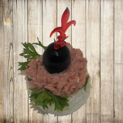 Канапе - Паштет на білому хлібі Канапе - Паштет на білому хлібі