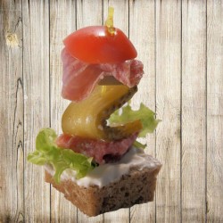 Канапе - "Змій горинич" з с/к Канапе - "Змій горинич" з с/к