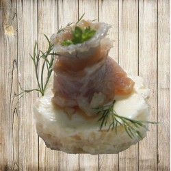 Канапе - Скумбрія на білому хлібі