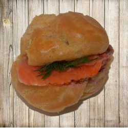 Профітролі із сьомгою Профітролі із сьомгою